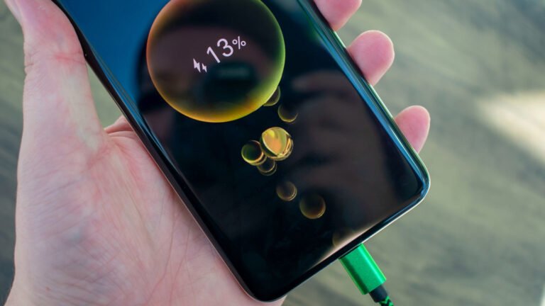 Does Fast Charging Of Mobile Phones Damage The Battery?